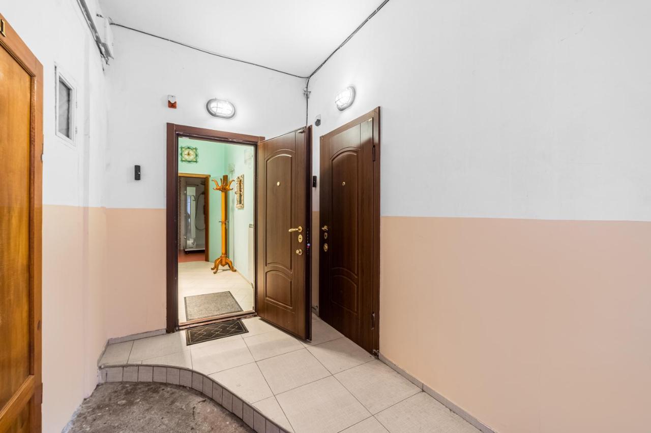 Classical Deribasivska 3-bedrooms Odesa